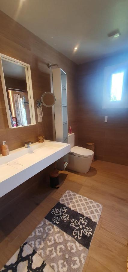 Les Bonbonnettes Bed and Breakfast Le Cailar Εξωτερικό φωτογραφία